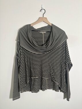 Red 23 - Striped Dolman Sleeve Cowl Neck Top in Black and Cream
